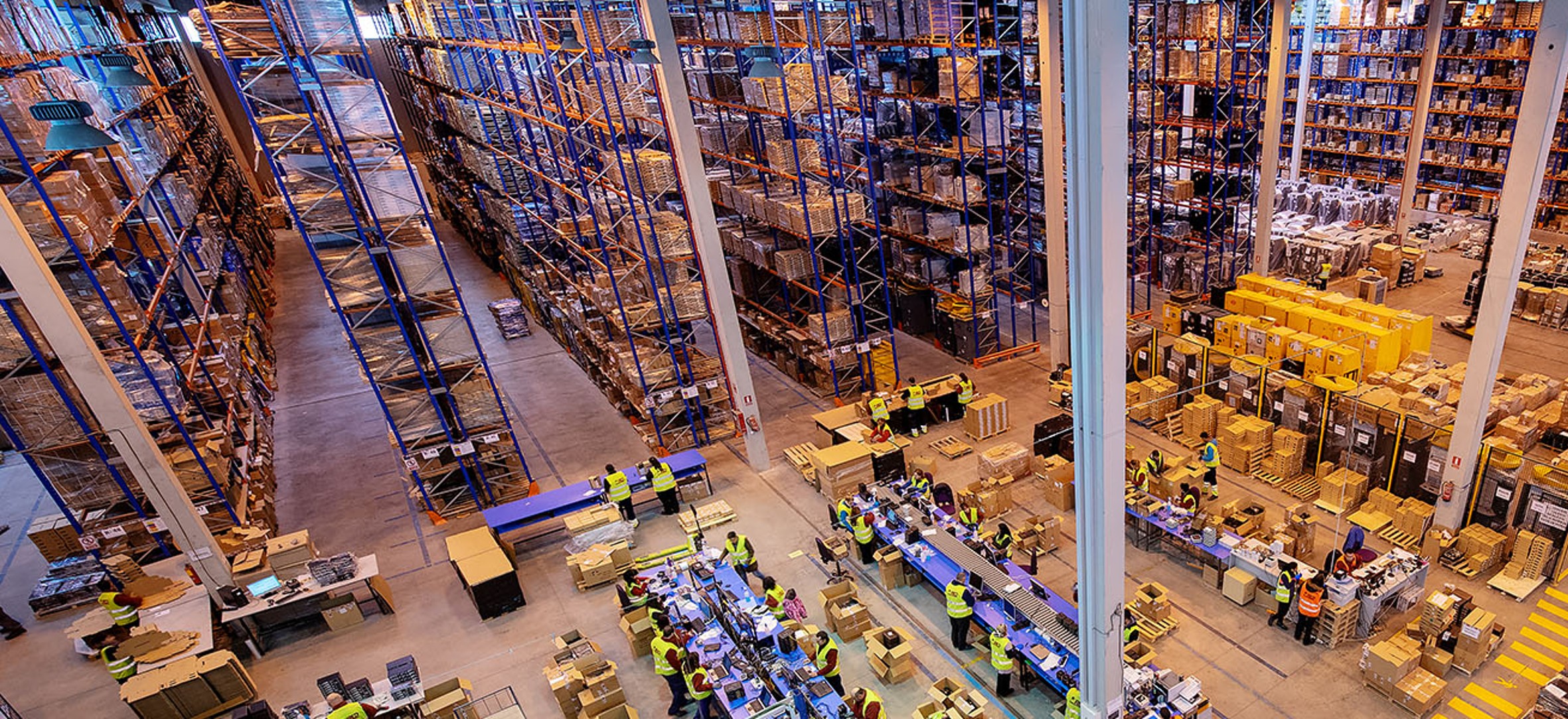 Reestructuración operativa y de la deuda y transacción de Venta